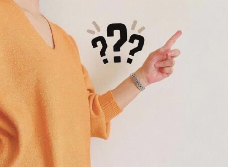 疑問に感じる女性