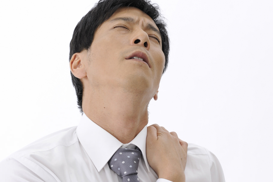 肩こりの男性