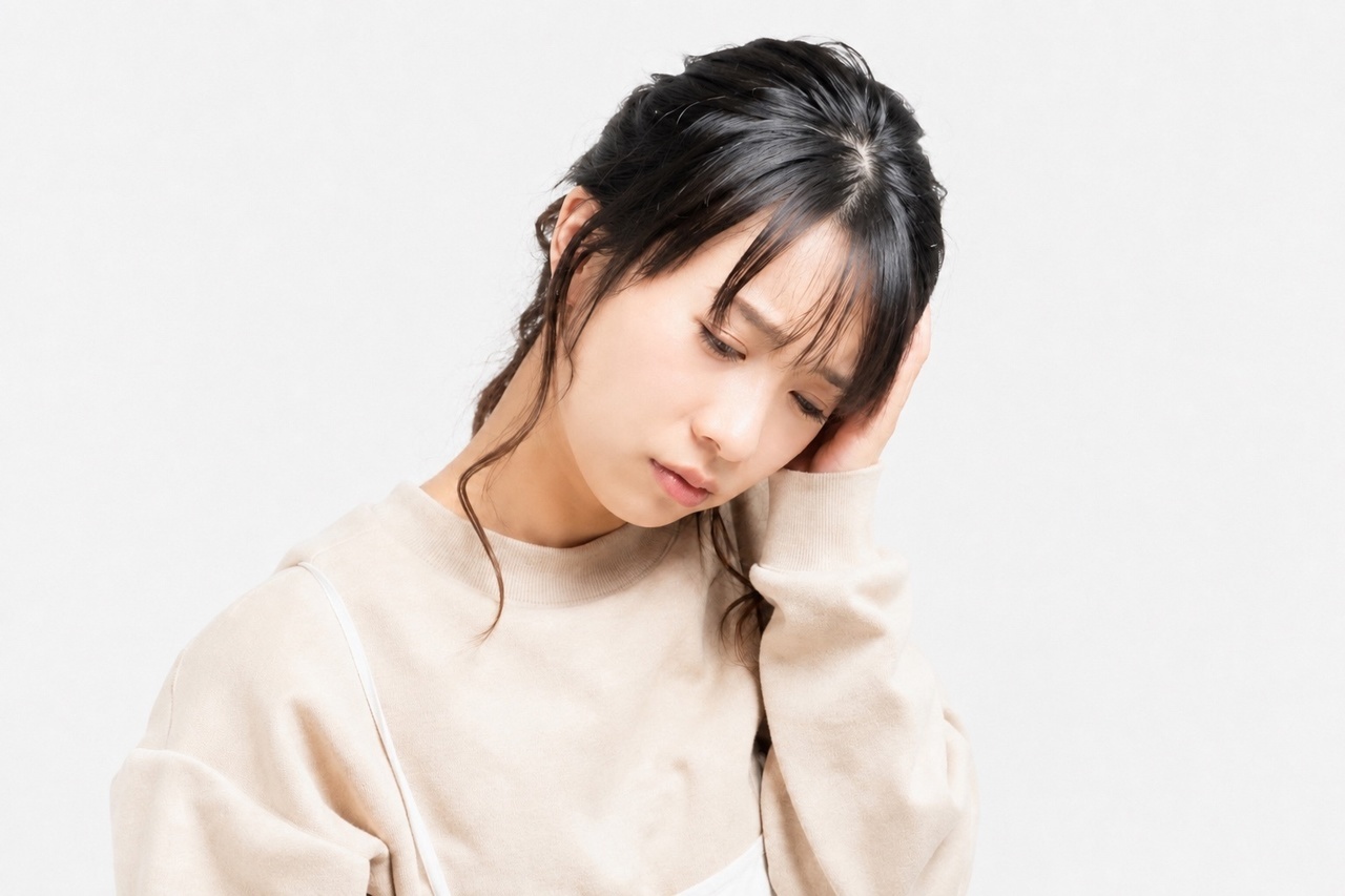 耳鳴りがする女性